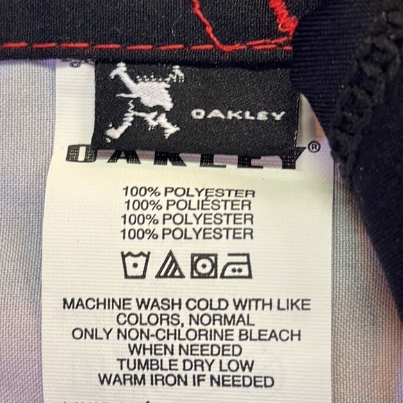 Oakley Vault Exclusive Redline Pleasure Board-shorts Swim NWT Size 31 - Picture 7 of 9